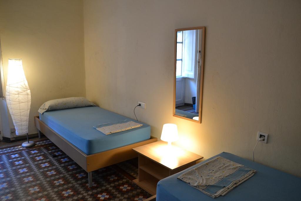 Blue Hostel Barcelona Quarto foto